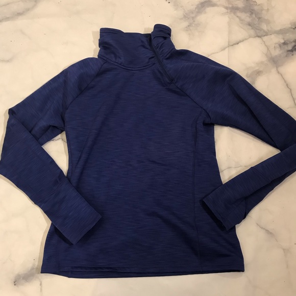 Athleta Sweaters - Athleta Large blue neck zip up fleece
